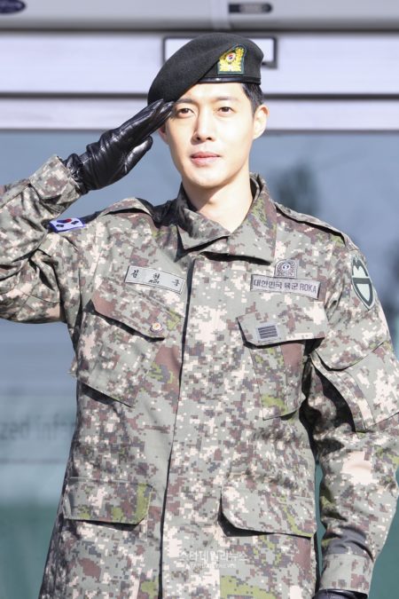 Kim-Hyun-Joong-e1486787061138.jpg