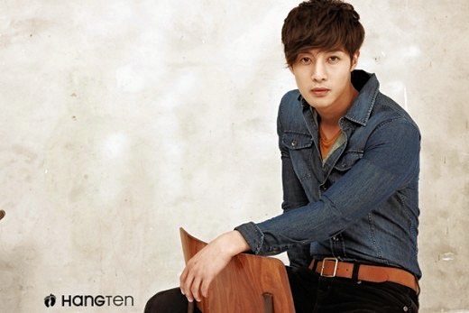 120911-kim-hyun-joong-denim-wide.jpg