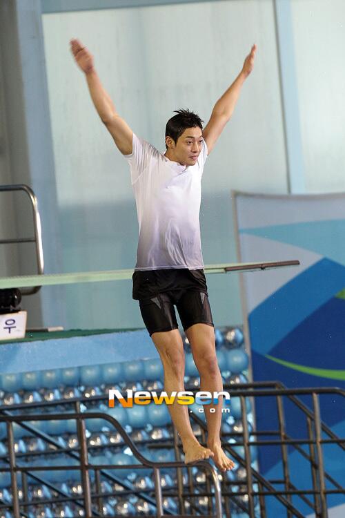 SWIM11.jpg SWIM11.jpg