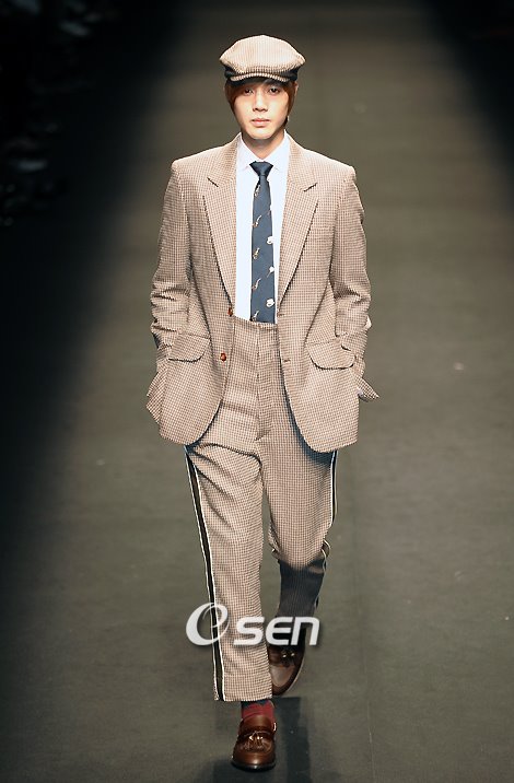Fashions10.jpg